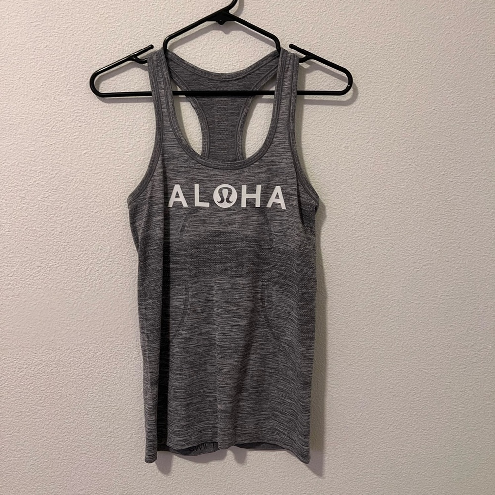 Lululemon tank top